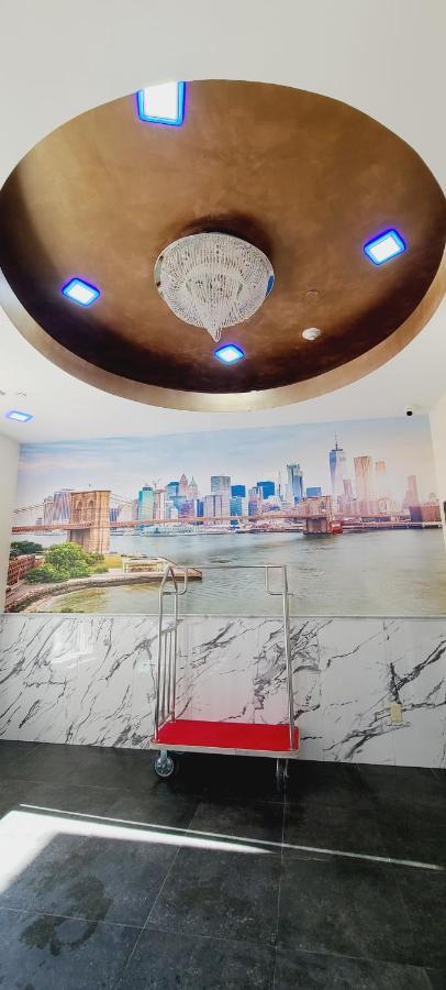 East New York Inn ภายนอก รูปภาพ