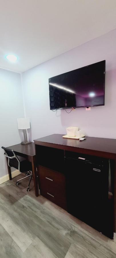 East New York Inn ภายนอก รูปภาพ