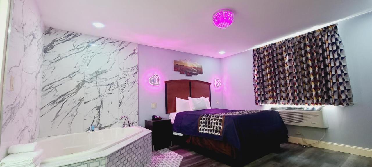 East New York Inn ภายนอก รูปภาพ